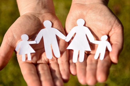 Symbolbild für Ehe und Familie / © 2015 KNA, www.kna-bild.de - Nutzungsrechte vorbehalten., Julia Rathcke Symbolbild für Ehe / Familie mit Kindern am 17. März 2015 in Bonn.