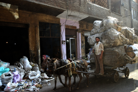Mukattam, Stadtviertel der christlichen Müllsammler in Kairo / Georg Pulling