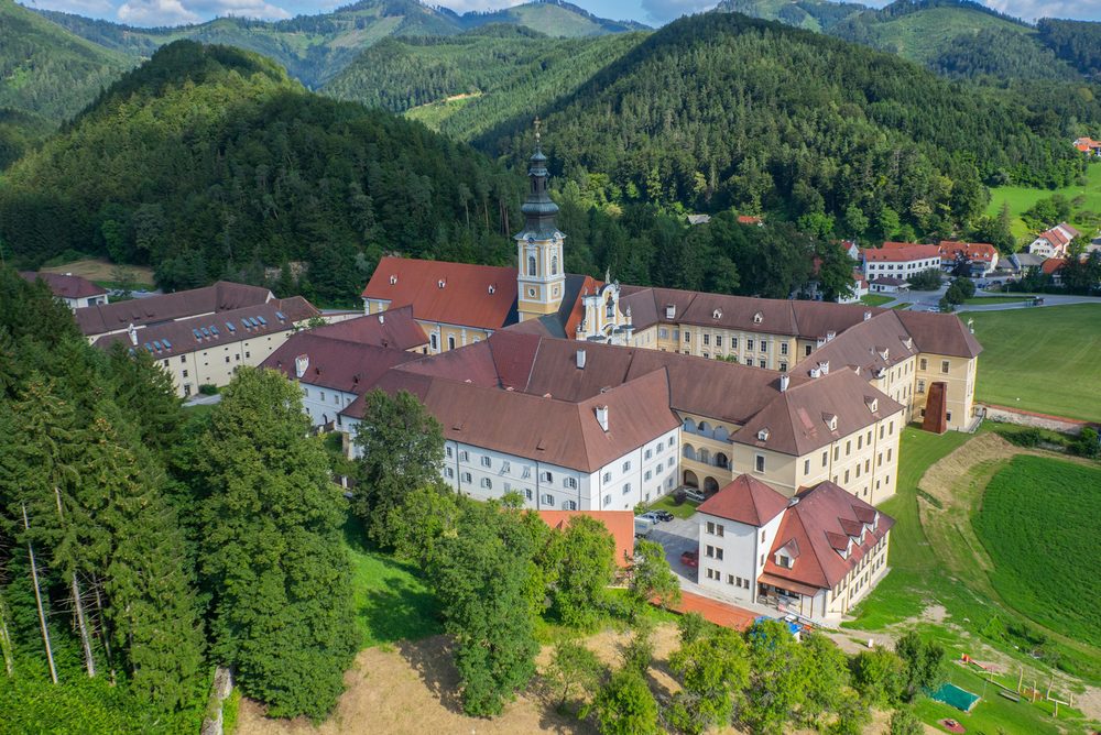 Stift Rein - Außenansicht, Luftaufnahme