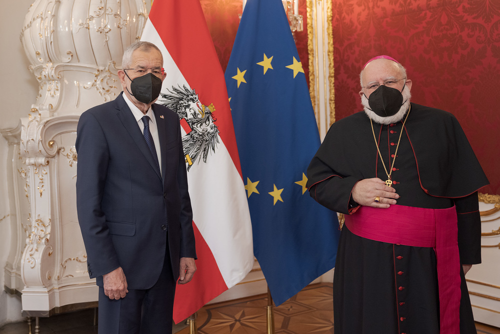 Bundespräsident Alexander Van der Bellen und Nuntius Pedro Lopez Quintana / Peter Lechner