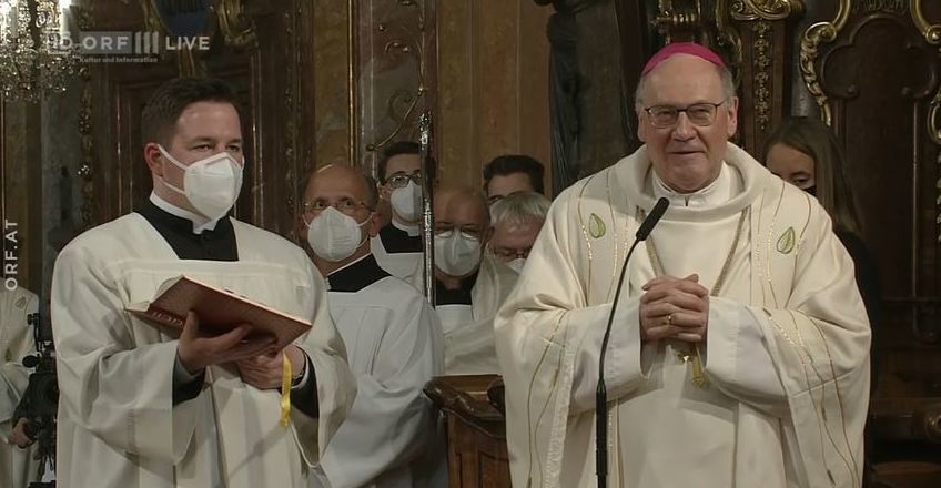 Osternacht 2021: Bischof Schwarz im St.Pöltner Dom / Kathpress