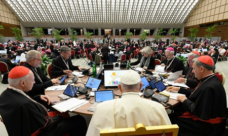 Generalversammlung der Bischofssynode mit Papst Franziskus