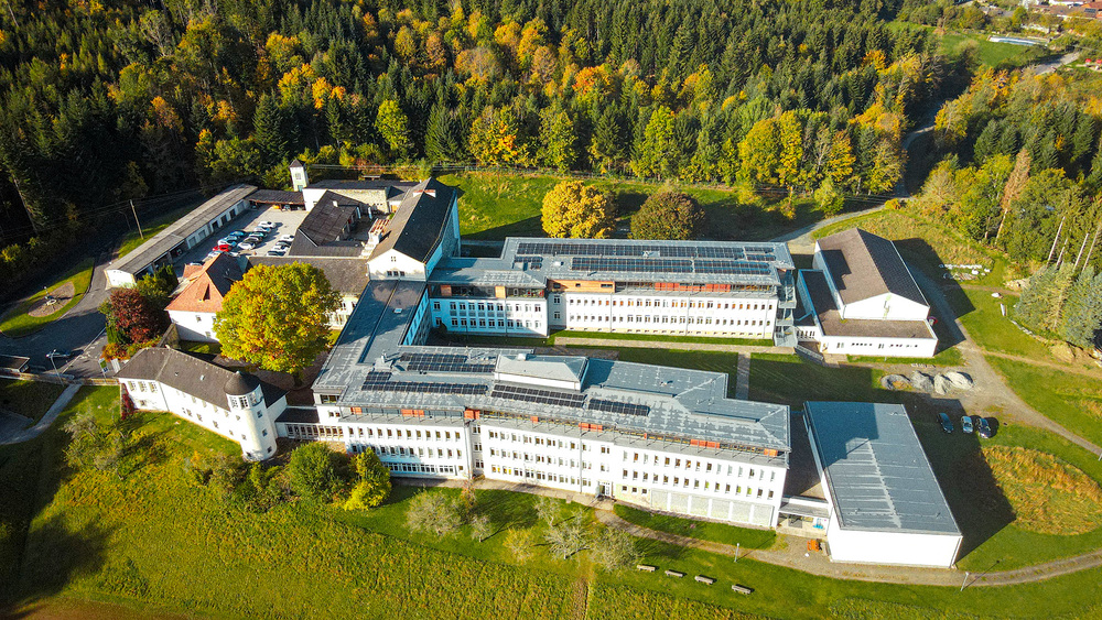 Gymnasium Sachsenbrunn vermutlich erste energieautarke Schule