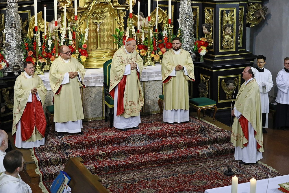 Kardinal Schönborn bei 400-Jahr-Jubiläum im Stift Schlierbach / REIJO, Josef Reiter A-4553 Schlierbach Kardinal Schönborn bei 400-Jahr-Jubiläum im Stift Schlierbach