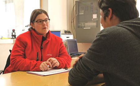 Caritas-Expertin für Arbeitsmigration / Caritas OÖ / Michaela Haunold Bildungsprogramm für Roma