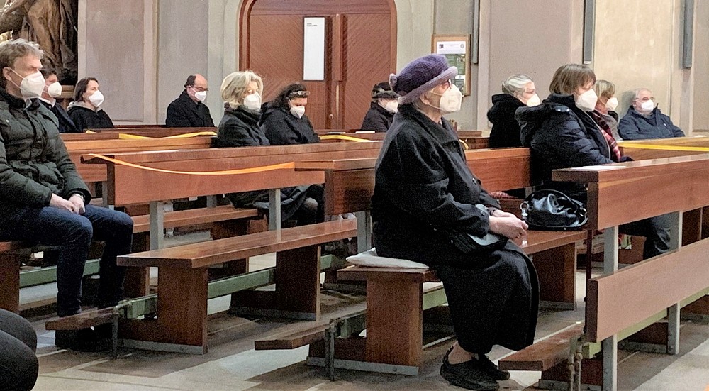 Bischofskonferenz verschärft Corona-Regel für Gottesdienste / Kathpress / Paul Wuthe Bischofskonferenz verschärft Corona-Regel für Gottesdienste