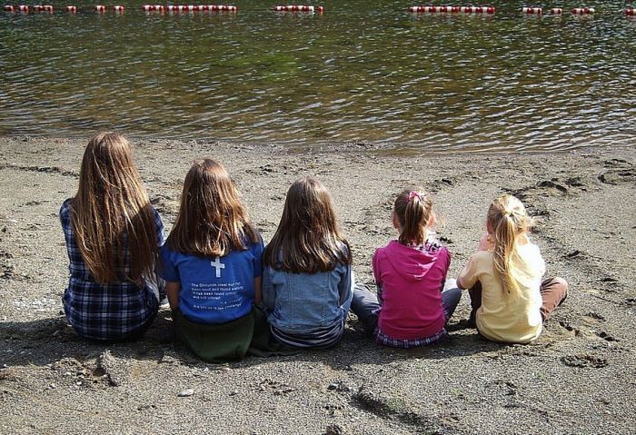 Mädchen am Strand