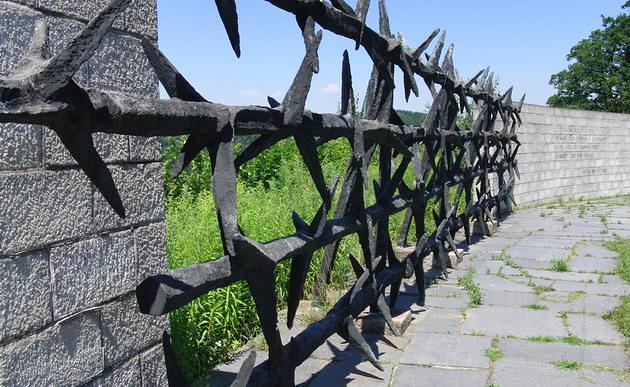KZ-Gedenkstätte Mauthausen / flickr.com / Max Pfandl