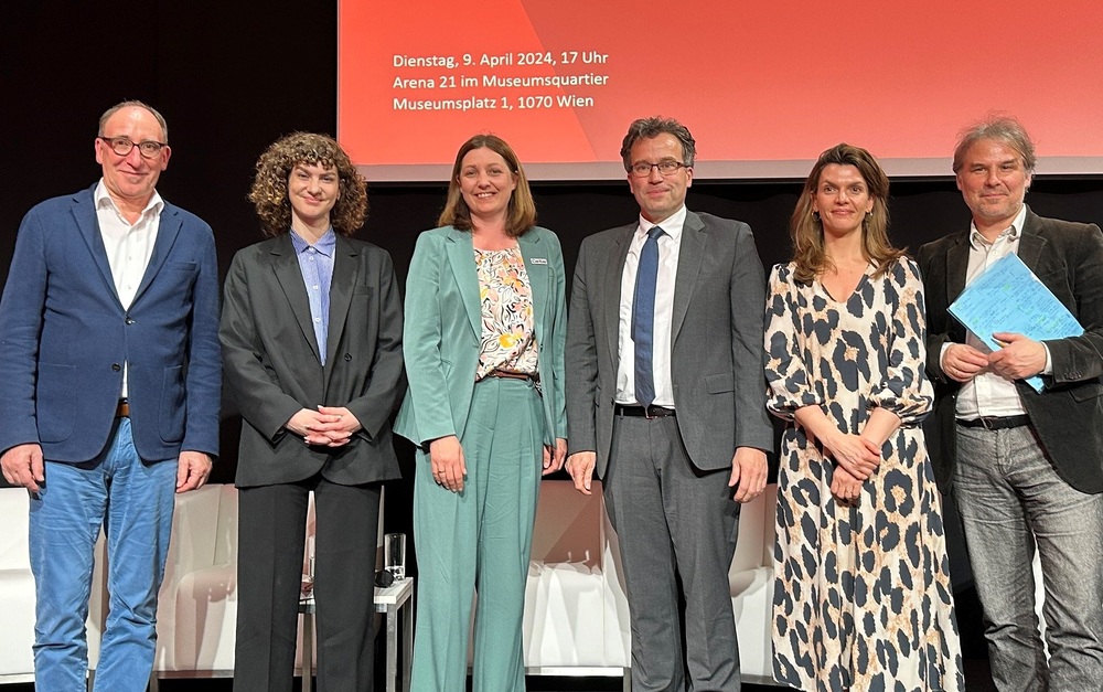 Sozialbericht: Caritas-Präsidentin für 'echte Sozialstaatsreform' / Caritas