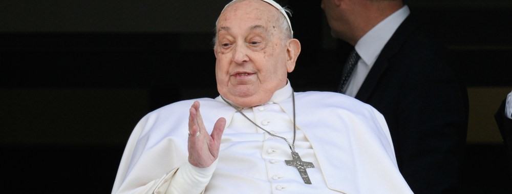 Papst zeigt sich erstmals seit Spitaleinlieferung wieder öffentlich / Vatican Media/Romano Siciliani/KNA Papst zeigt sich erstmals seit Spitaleinlieferung wieder öffentlich