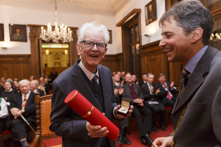em. Prof. Johannes Marböck / Gerd Neuhold, Sonntagsblatt