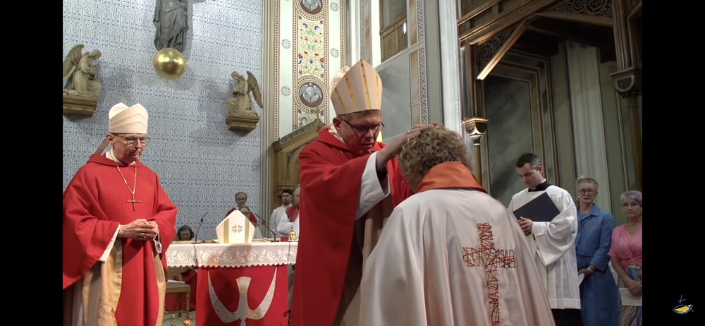Maria Kubin zur neuen altkatholischen Bischöfin geweiht / Screenshot YouTube
