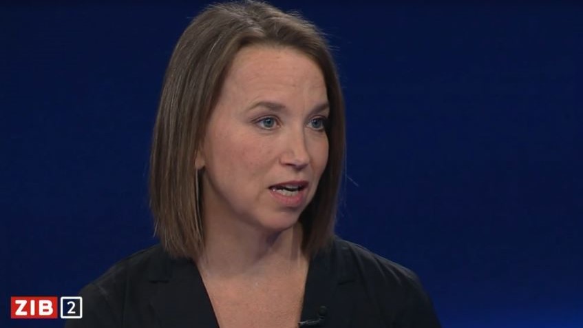 Anna Parr (Caritas Österreich) in der ZiB2 / Screenshot ORF2