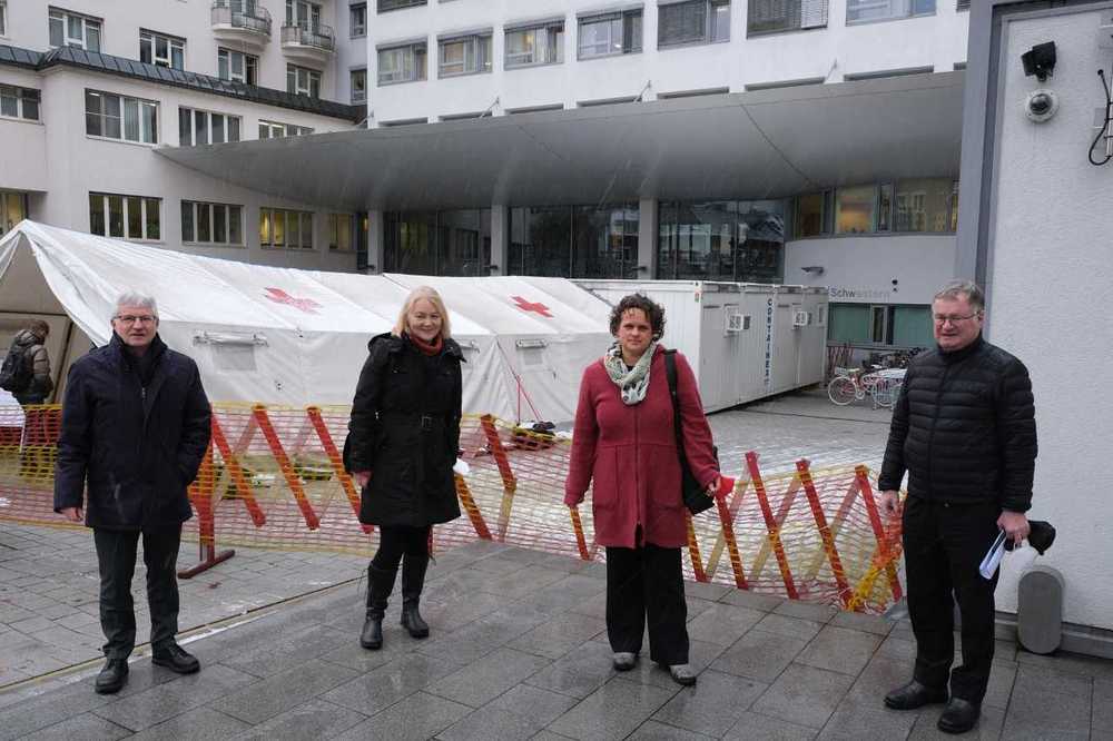 Caritas-Direktor Kehrer, KA-Präsidentin Hasibeder, Bereichsleiterin Pröstler-Zopf und Bischof Scheuer / Diözese Linz