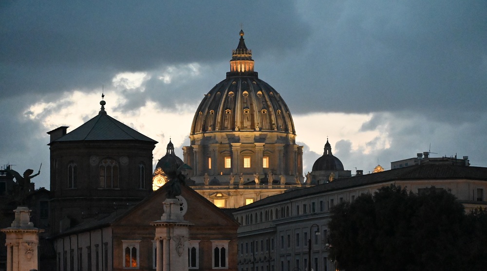 Petersdom in Rom - Blick auf die Kuppel / Kathpress/Paul Wuthe Stichwort 'Sedisvakanz'