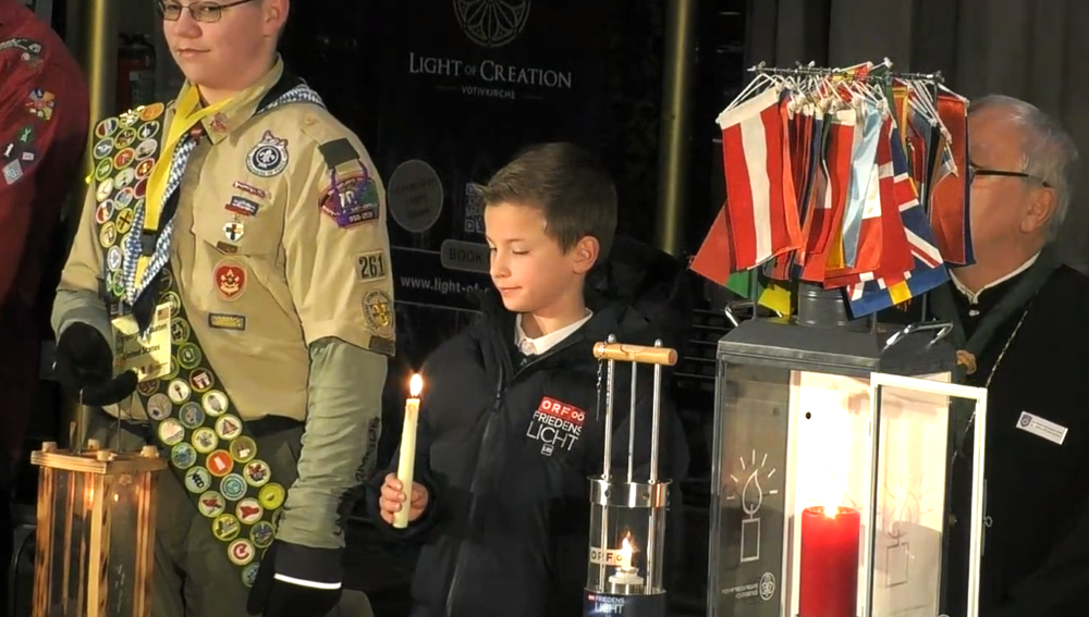 Wien: Friedenslicht mit ökumenischer Feier in alle Welt gesendet / Screenshot / Pfadfinder / Youtube Wien: Friedenslicht mit ökumenischer Feier in alle Welt gesendet