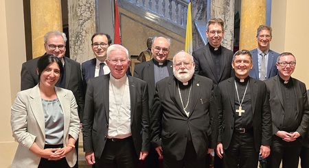 Treffen in der Wiener Nuntiatur zwischen Vertretern des Bildungsdikasteriums mit Erzbischof Lackner und österreichischer Delegation über geplantes Akkommodationsdekret