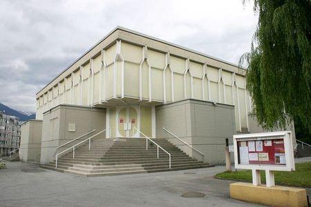 Innsbruck: Sport und Gottesdienst in der gleichen Kirche