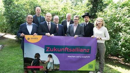 Vienna: Non secular communities unite for local weather safety