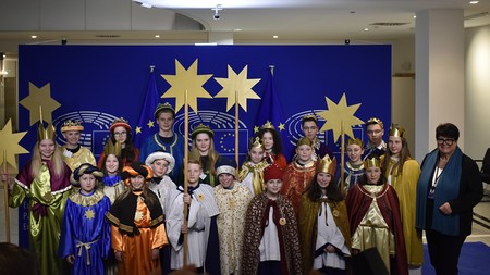 Sternsinger-besuchten-EU-Parlamentarier-in-Br-ssel